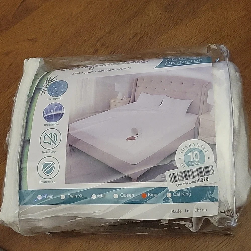 Comficlouds King waterproof mattress protector breathable noiseless white New